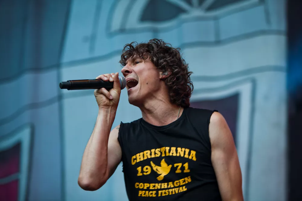 Håkan Hellström spelar in nytt