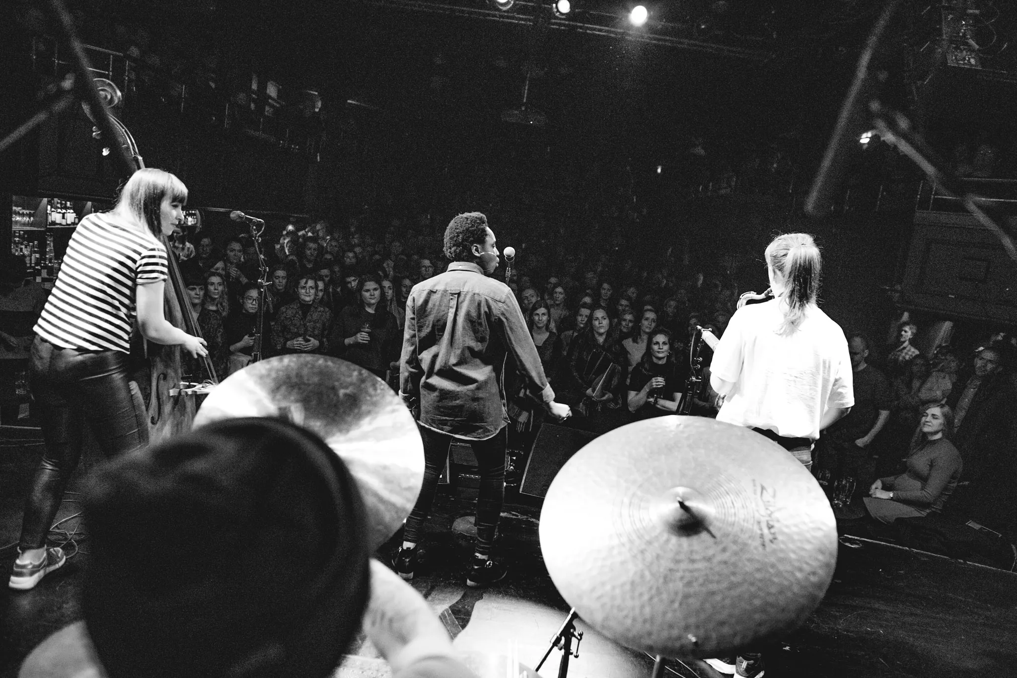 VIDEOPREMIERE: Gurls - Dis Boy