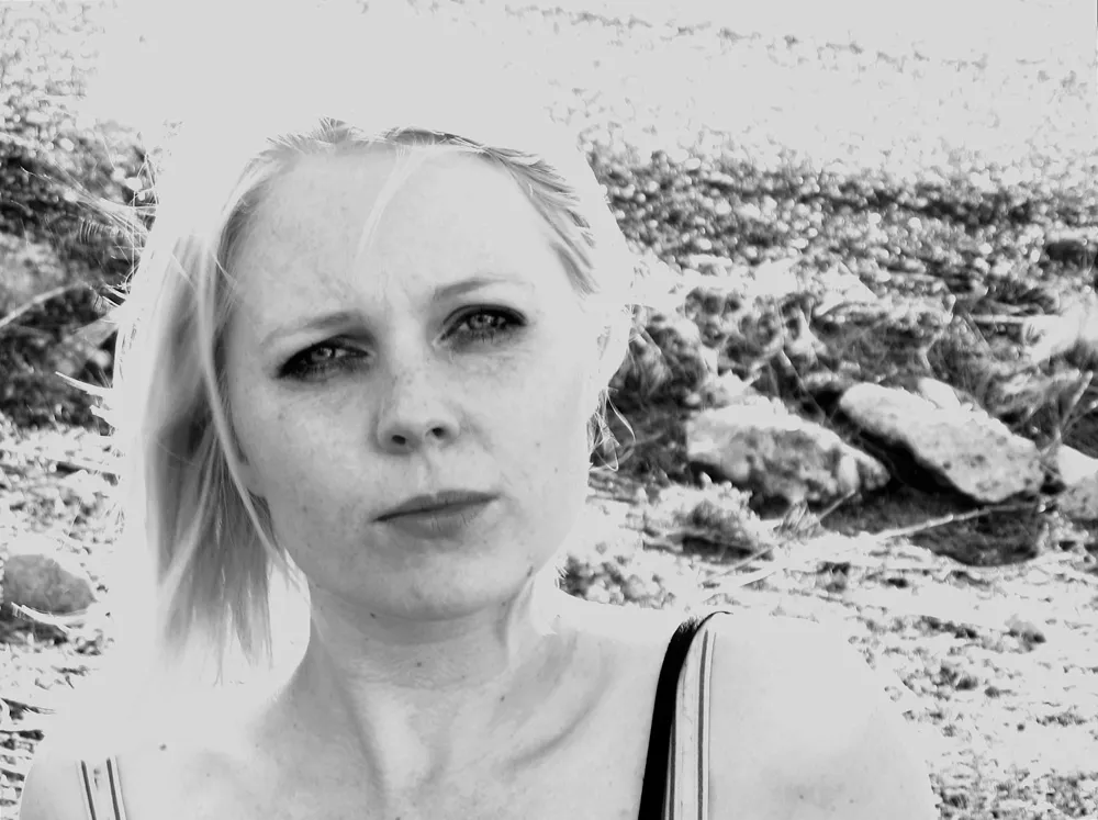 Sara Grabow udgiver Sebastian-album