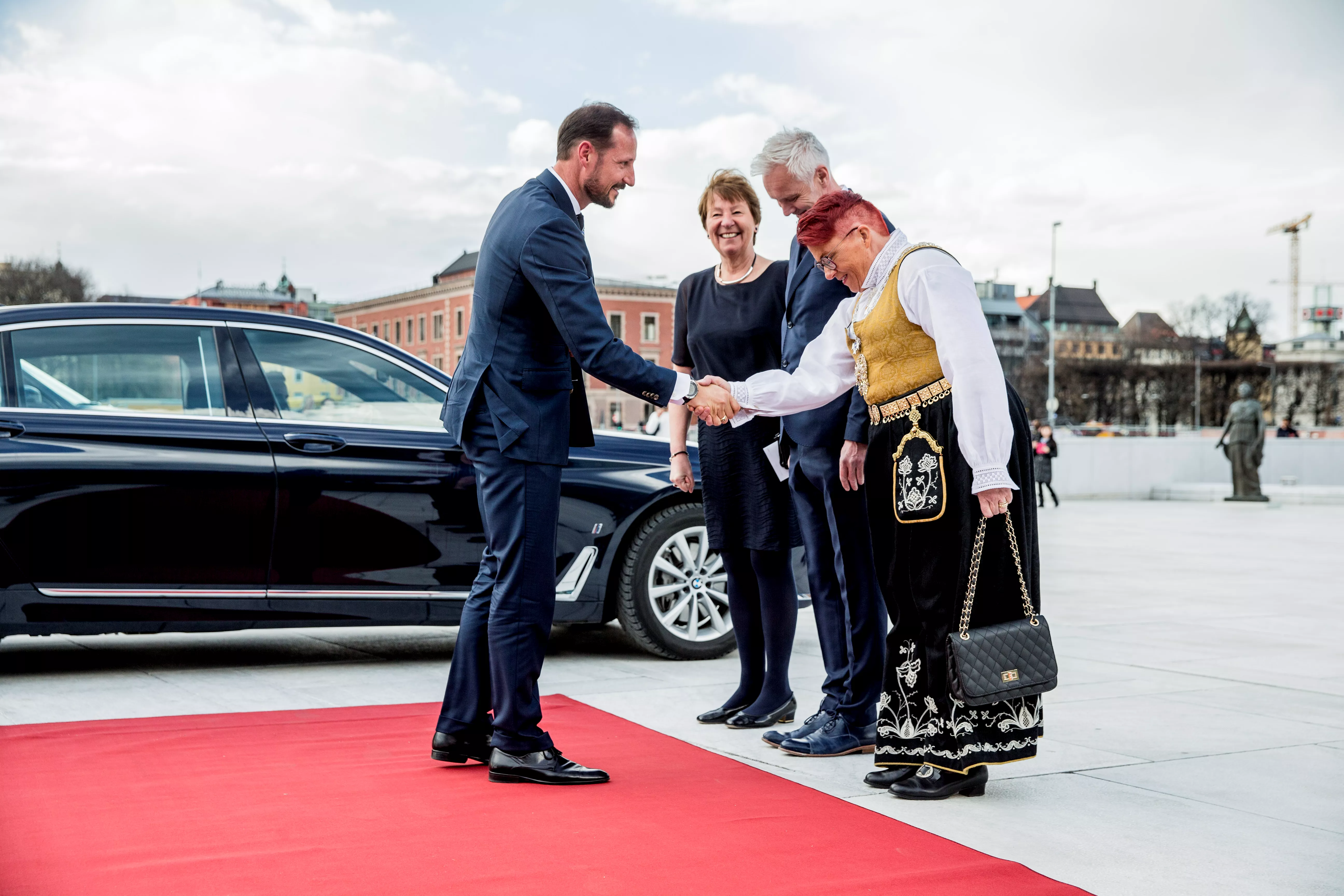 Kronprins på korpsfeiring