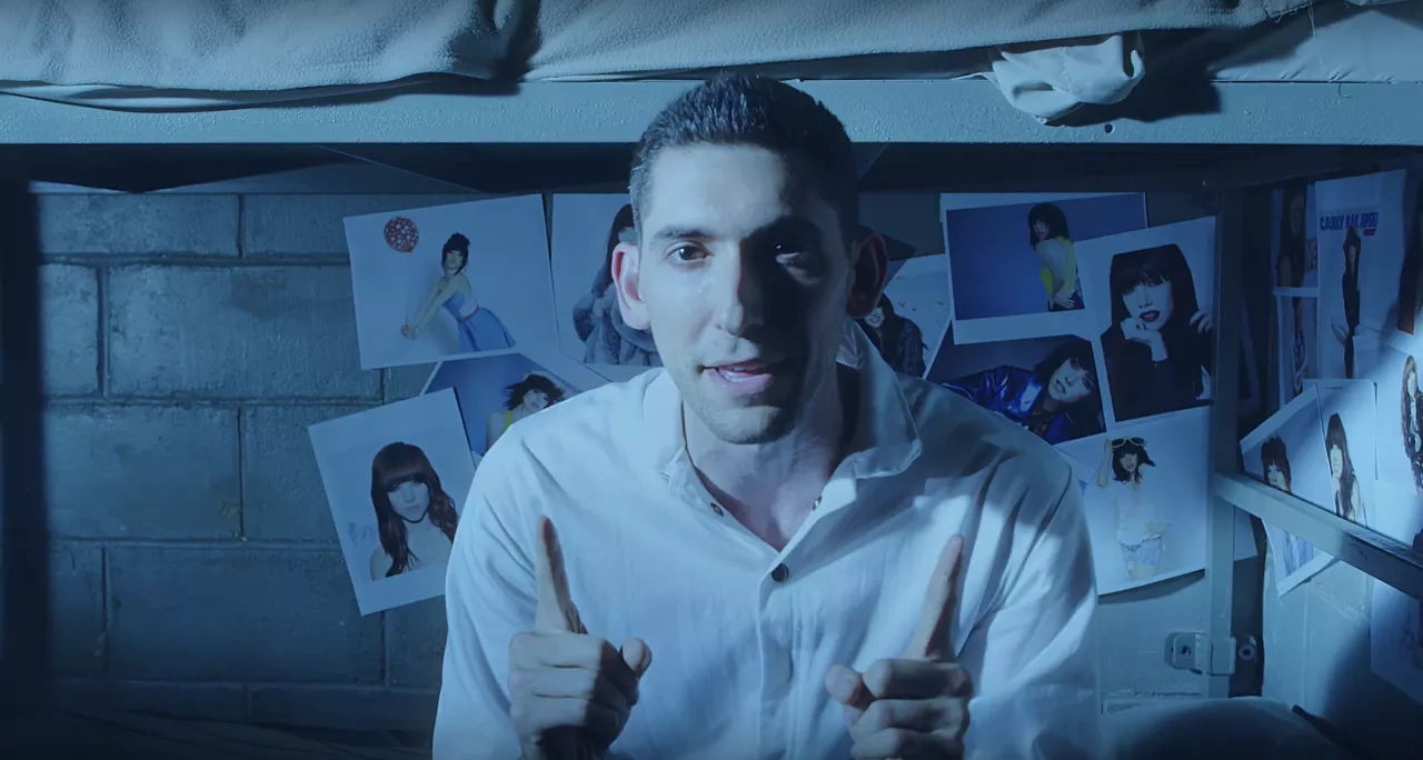 Skrev 150 siders manifest om, at alle Carly Rae Jepsens sange handler om det samme