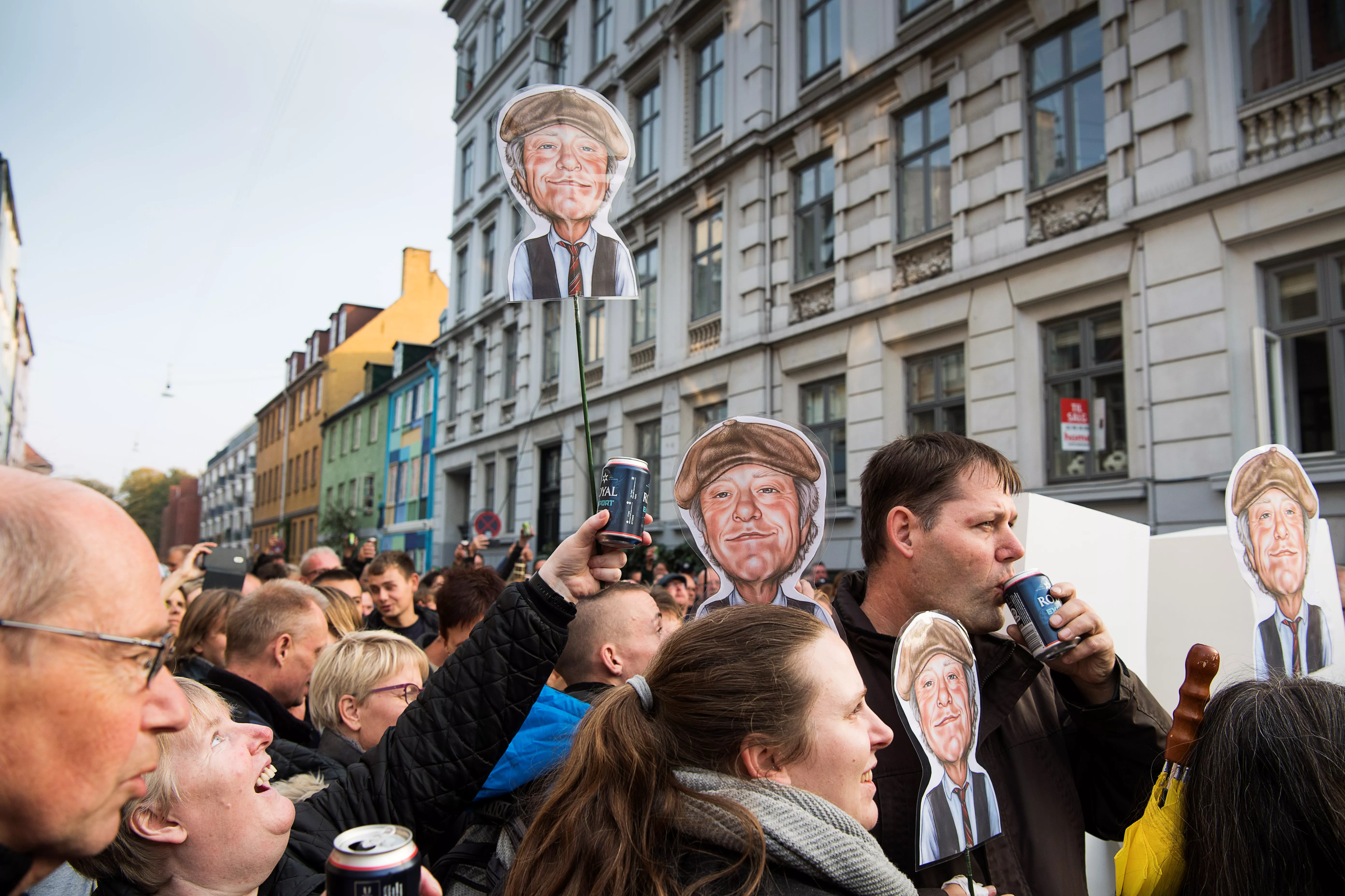 Søndag kveld ble det arrangert minnekonsert og allsang for å hylle Kim Larsen