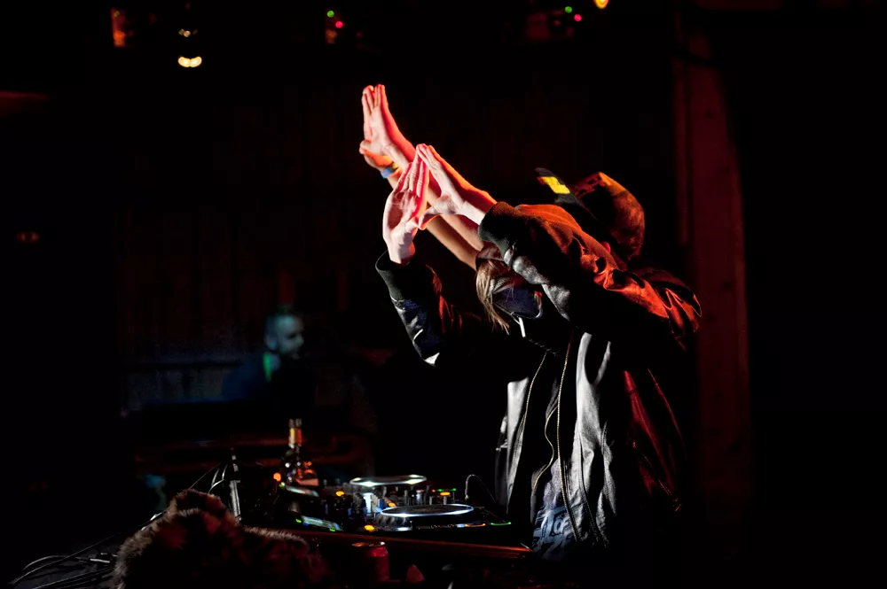 Peace & Love släpper dansakter