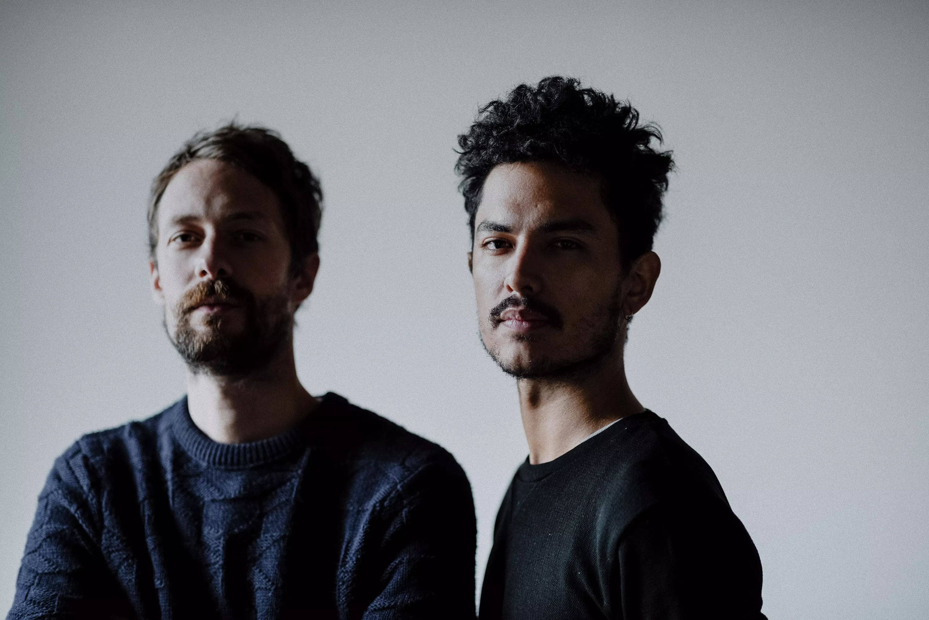 ANMELDELSE: Halbal i et tordenskrald