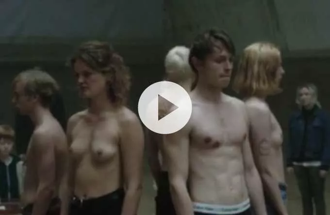 Premiere: Se Go Go Berlins nye, barske video