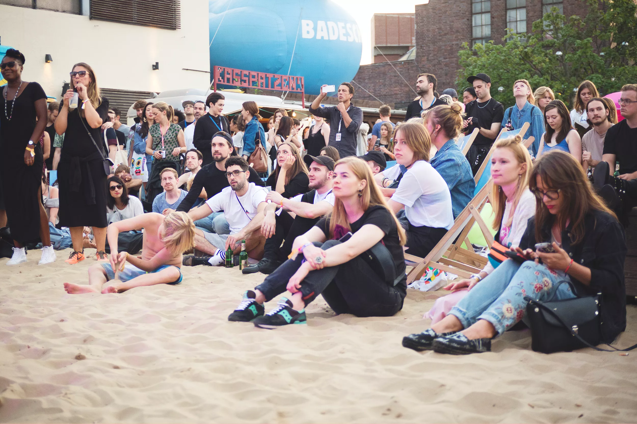 Det motbefalte livet som musikkpilegrim i kommers-motens Mekka