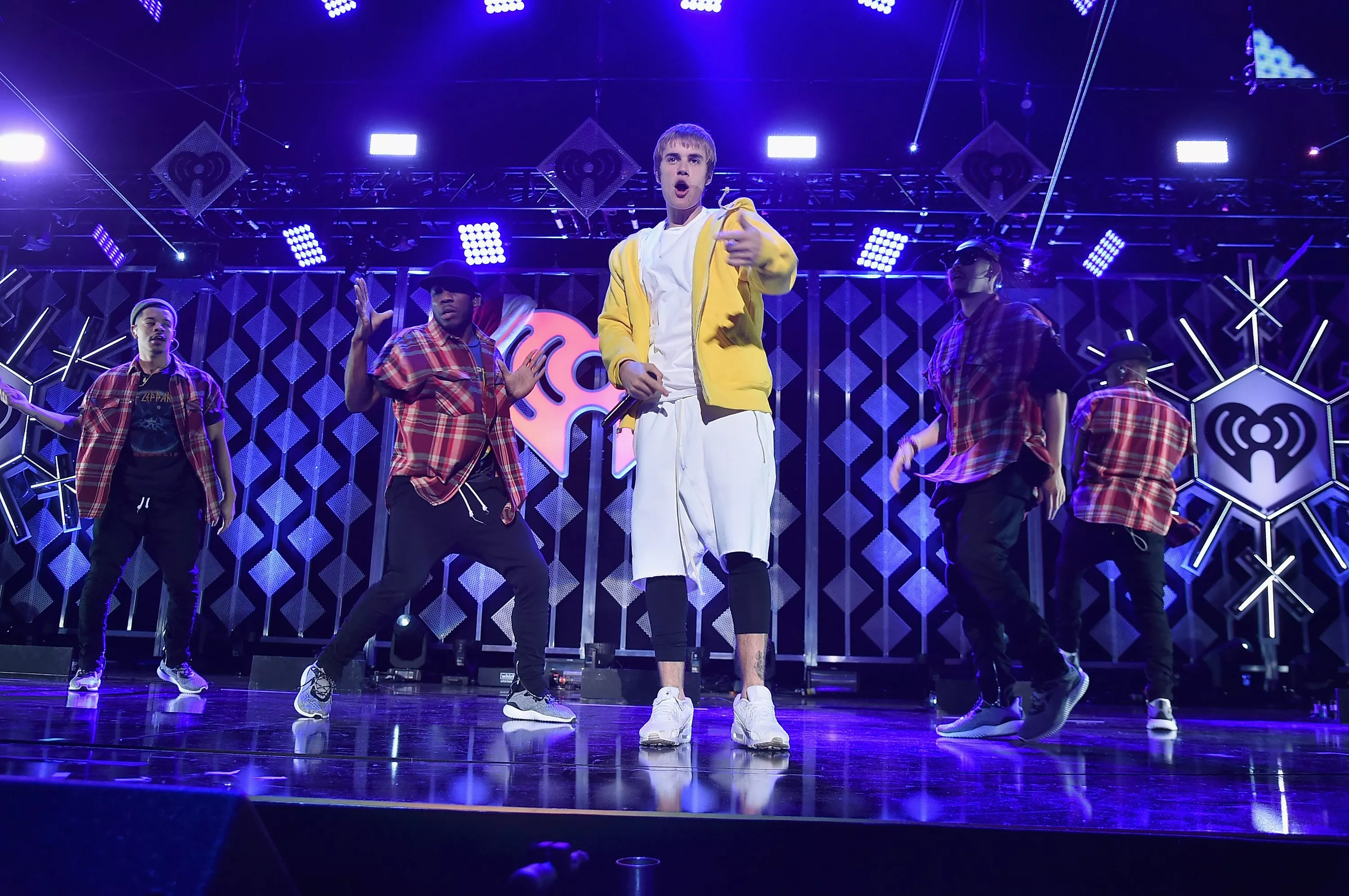 Justin Bieber bekrefter ryktene