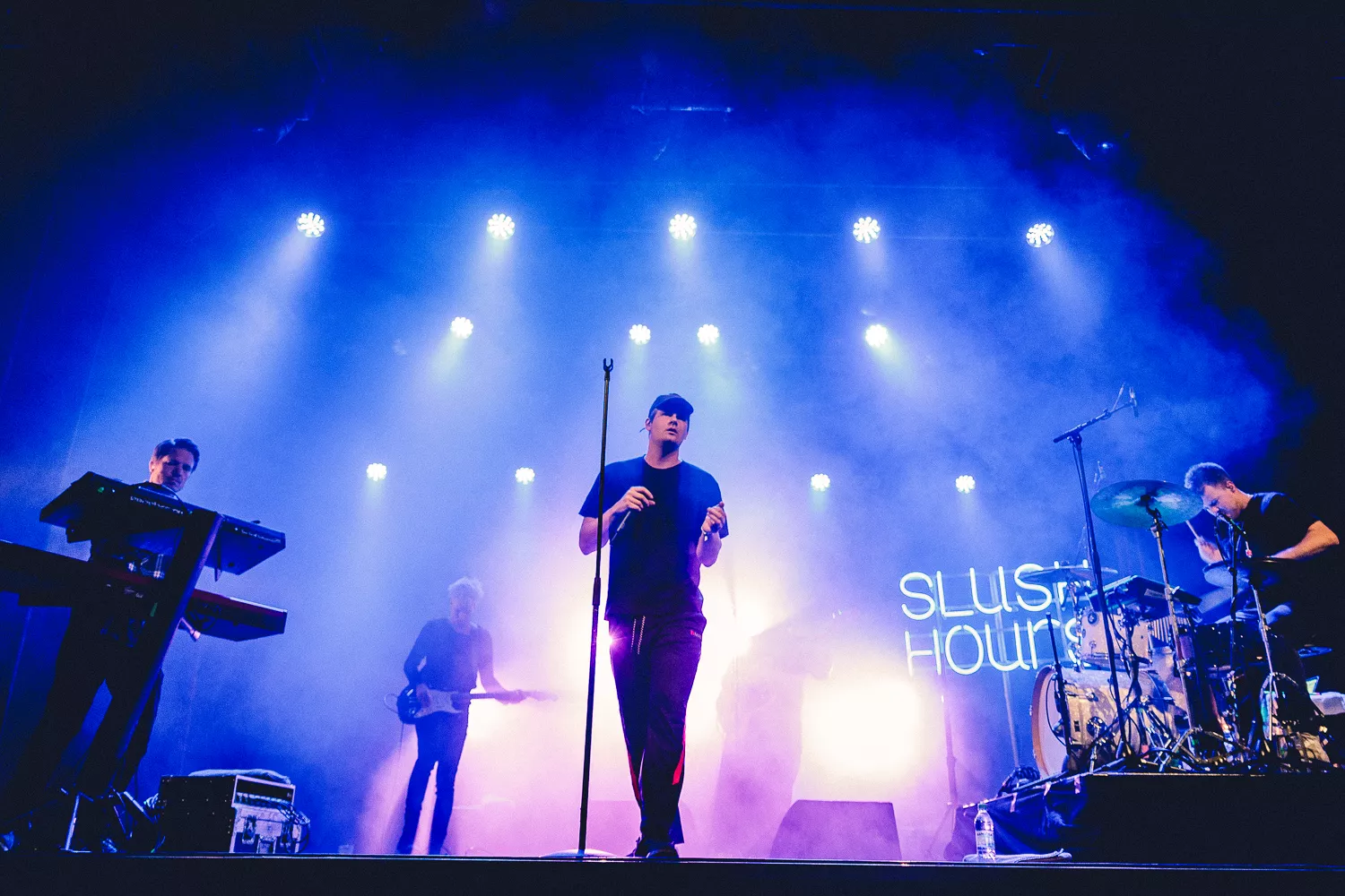 Phlake hopper på tourbussen med nyt album i støbeskeen