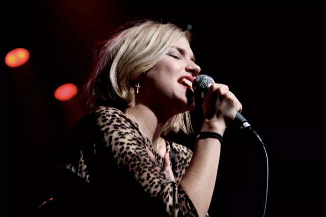 Tove Styrke öppnar för The Ark