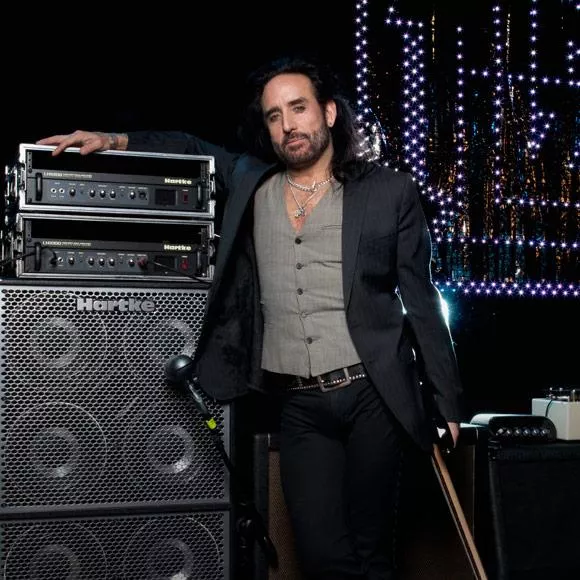 Marco Mendoza kommer til København