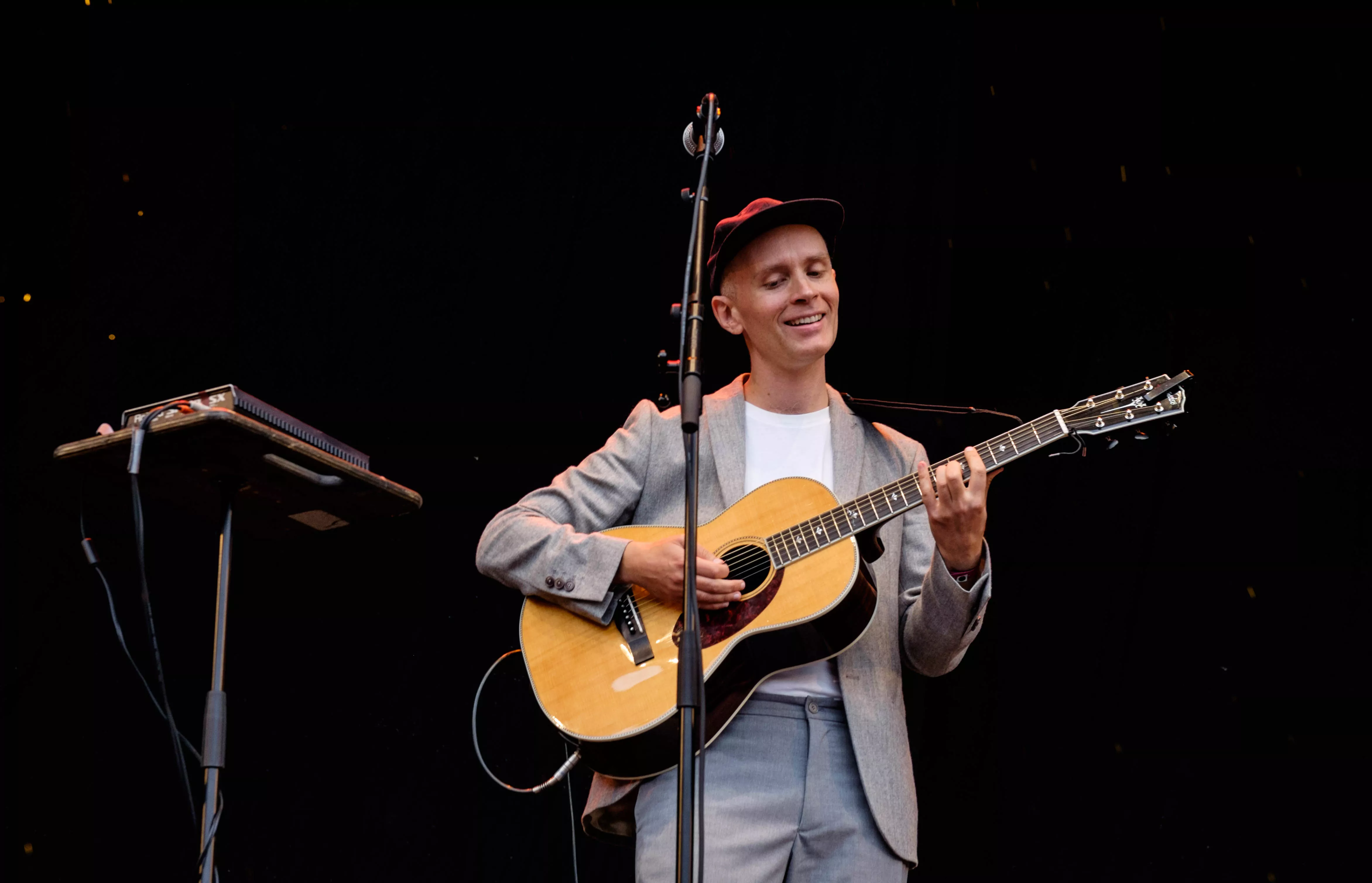 Jens Lekmans Night Falls Over Kortedala begravs och plockas bort