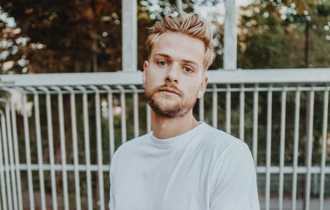 ANMELDELSE: Elsk, græd, dans og forfra