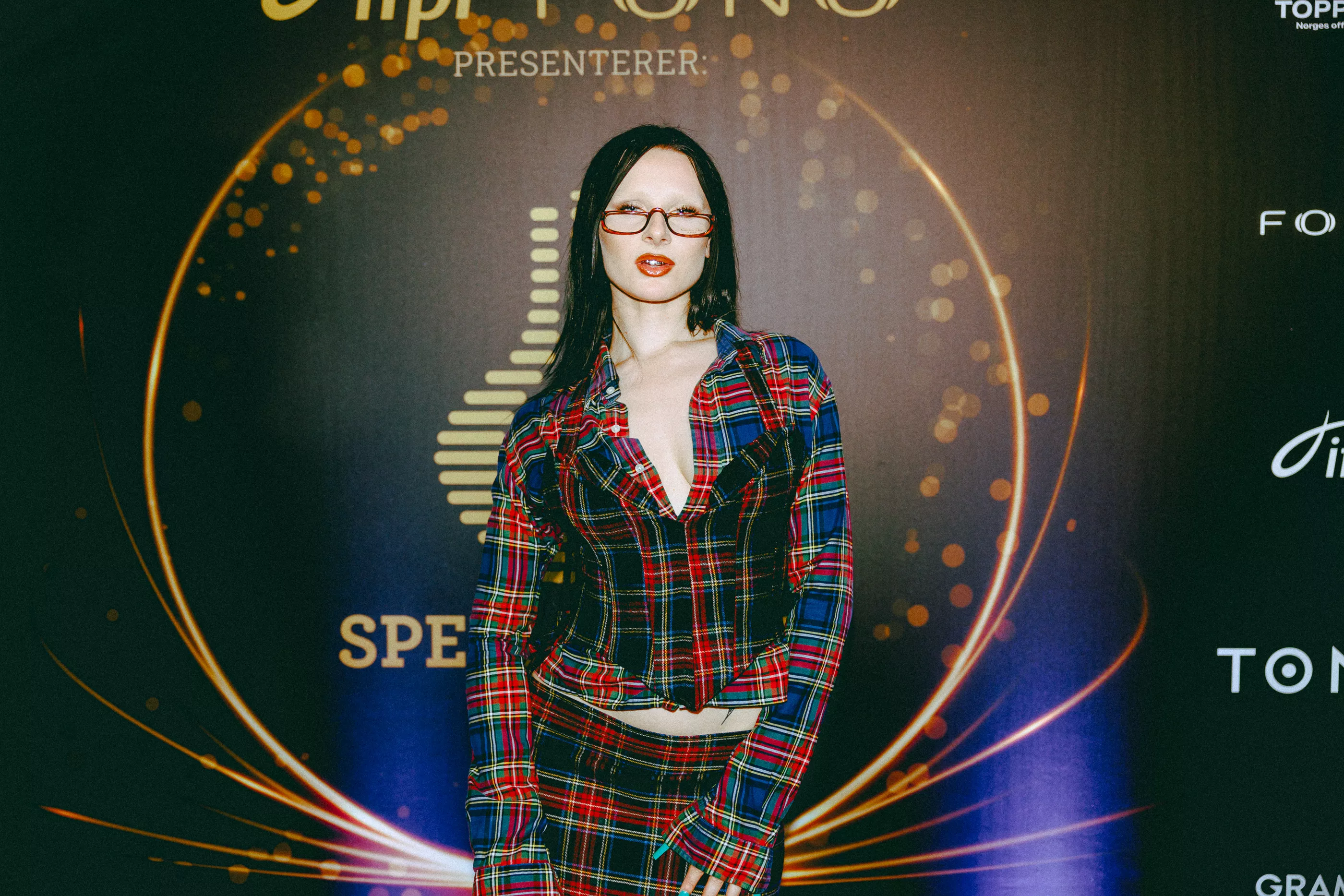 Sa_G er aktuell med låten "MOR". Her fotografert på den røde løper før årets Spellemannpris.