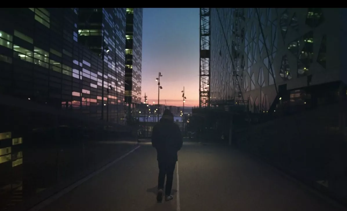 Se Young Dreams’ tredje musikkvideo