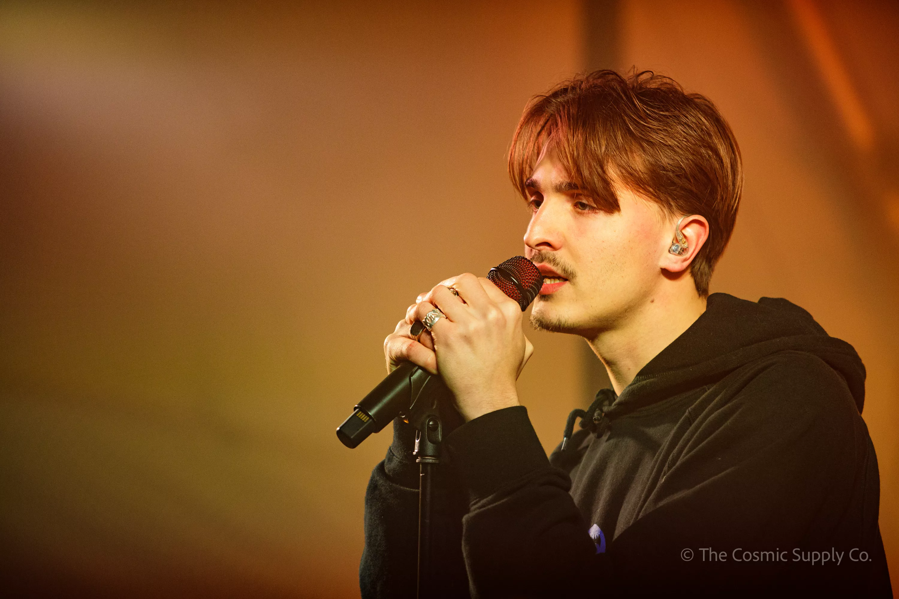 Såforsatan brænder igennem lydmuren