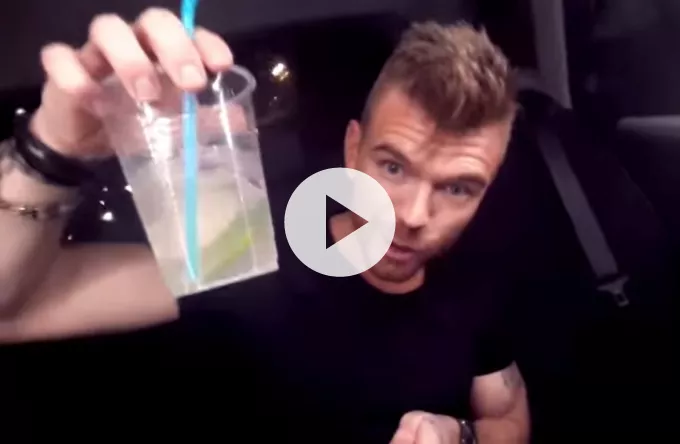 Video: Se Ankerstjerne med høj drink-føring