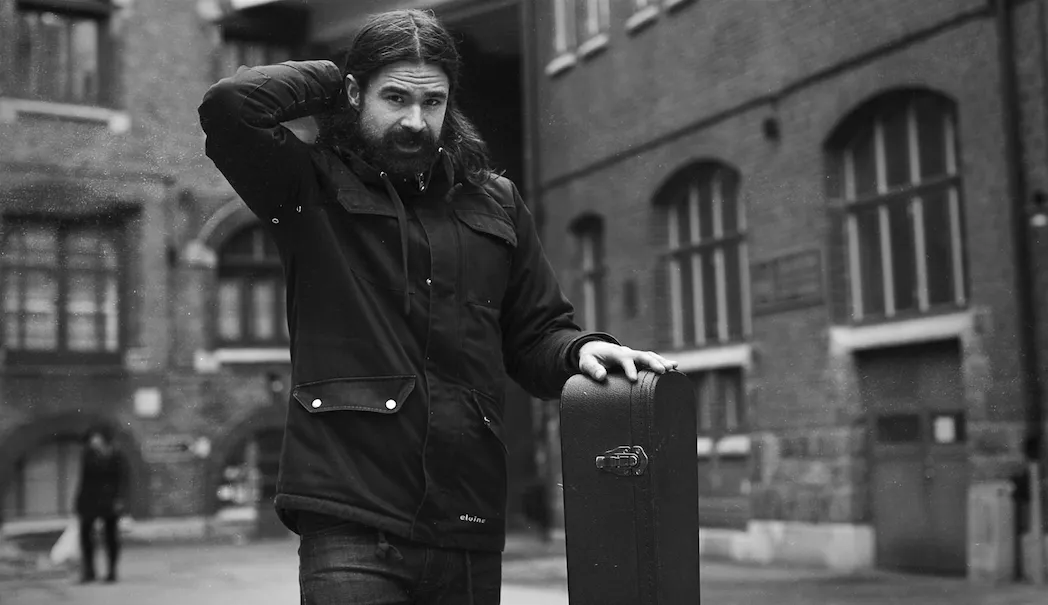 "Det enda som kan värma en på riktigt är ju människor"