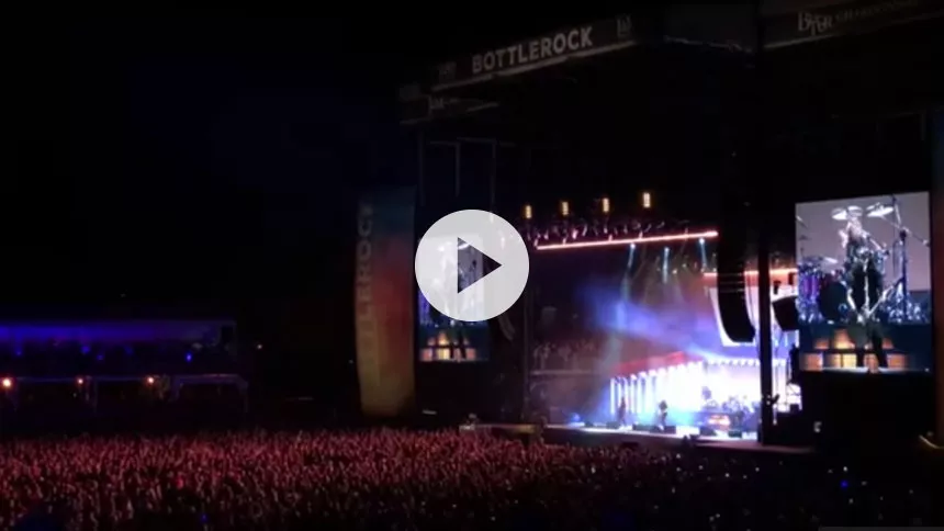 Video: Roskilde-aktuelle Foo Fighters spiller videre på festival efter strømafbrydelse