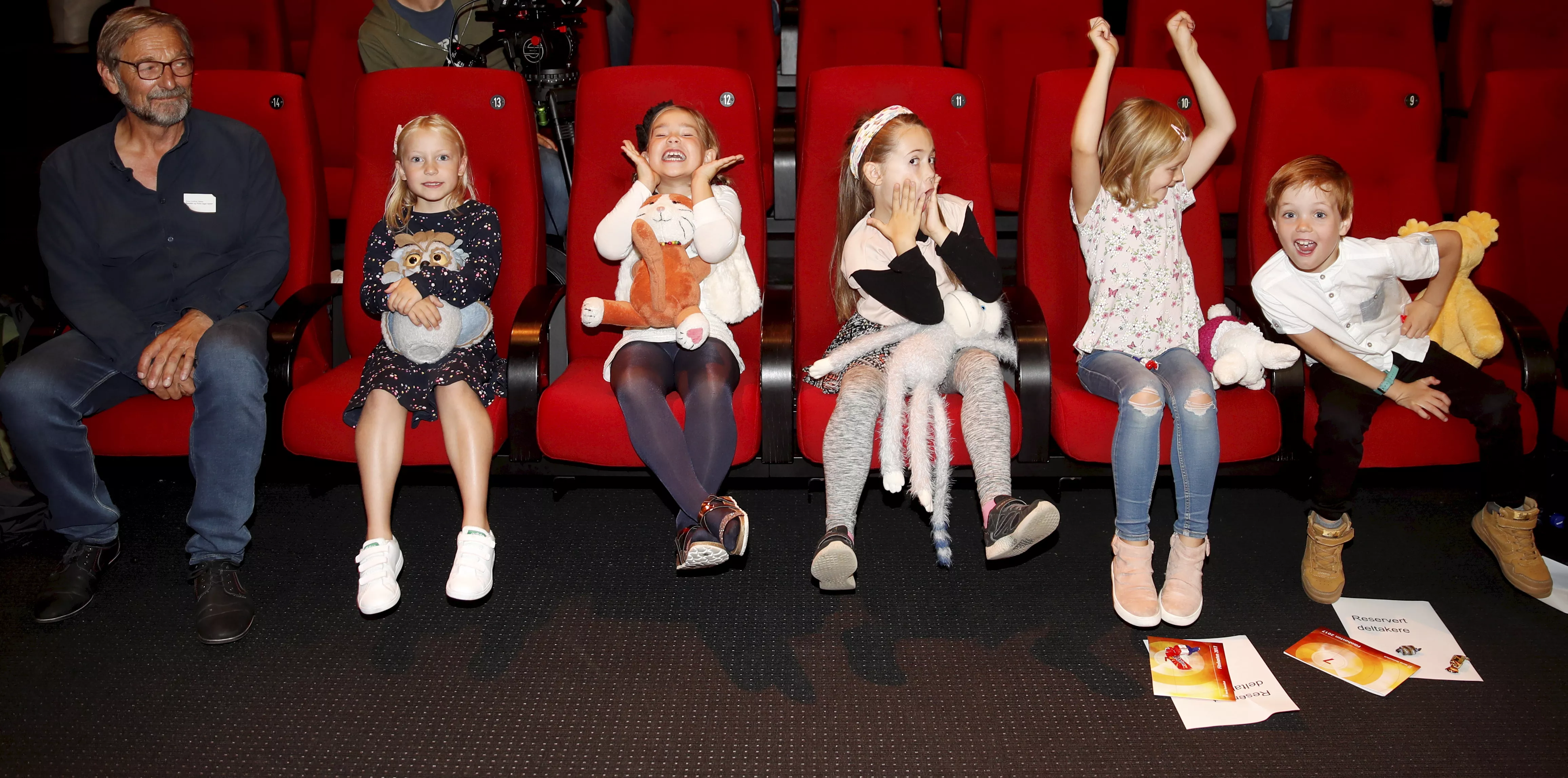 Nå blir sangene gitt ut på plate