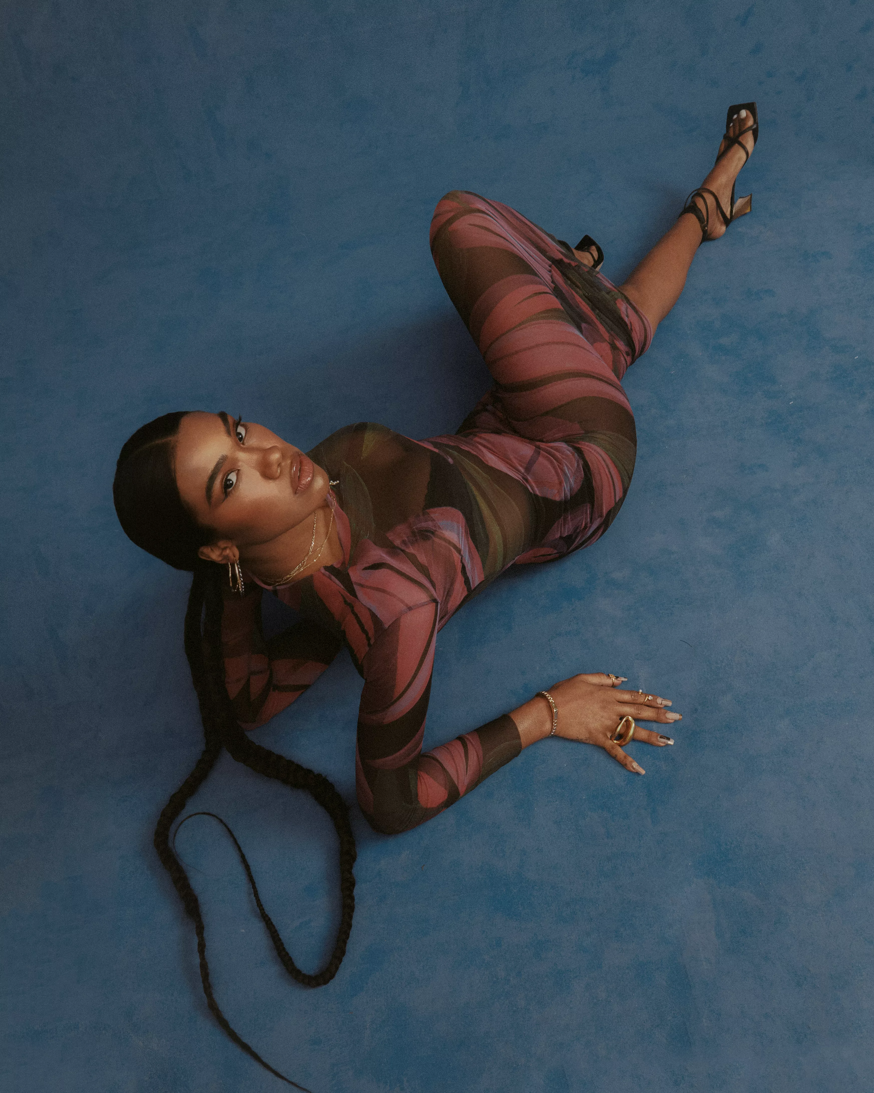 Amber Mark – högre dimensioner och svarta hål