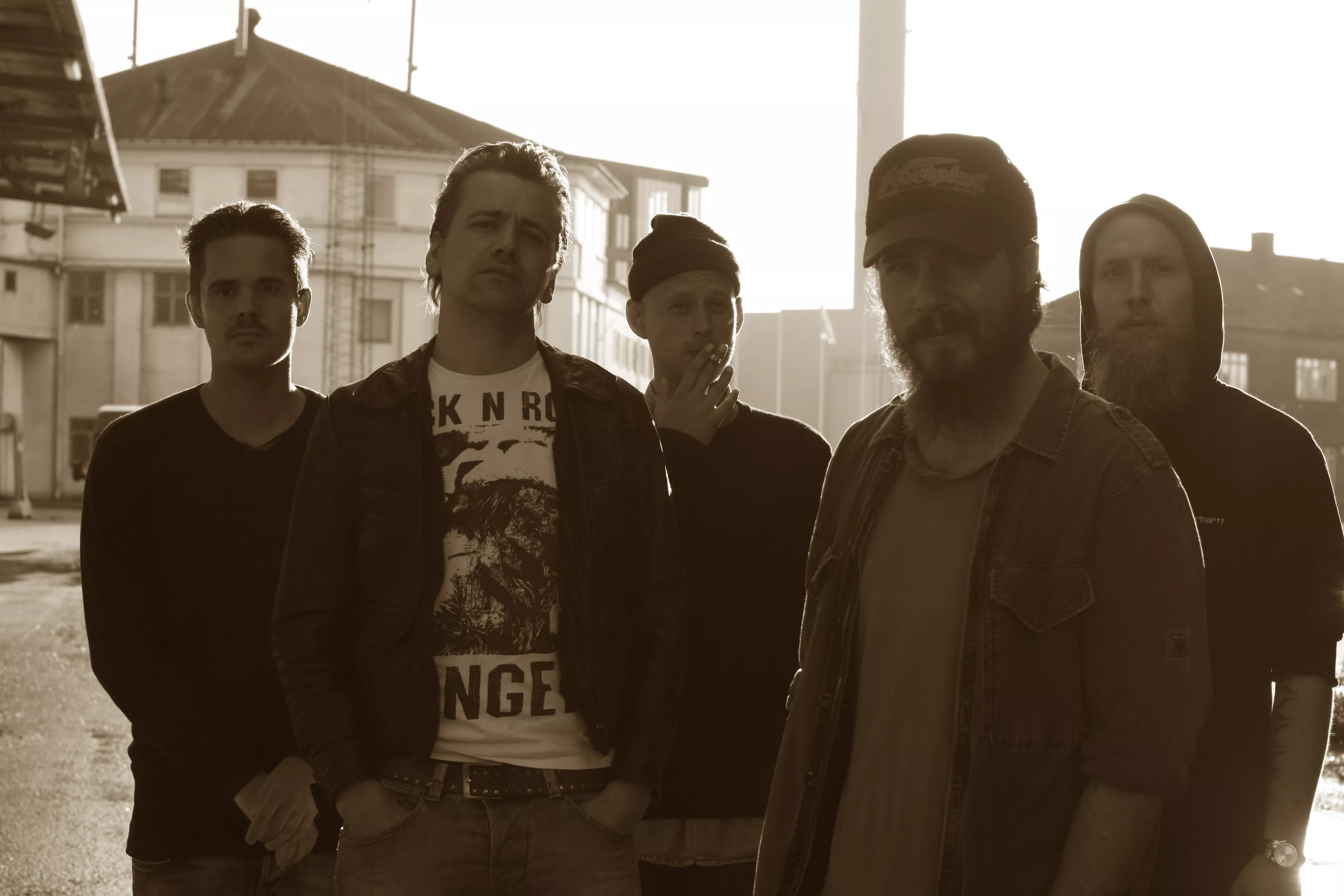 Whores And Thieves – sang for sang