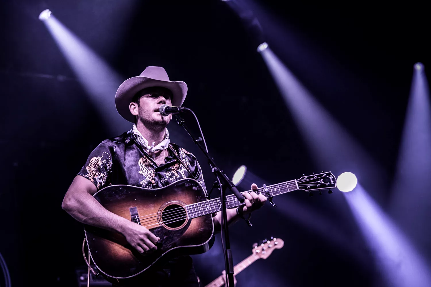 Amerikansk cowboy kommer til Danmark: Oplev Sam Outlaw