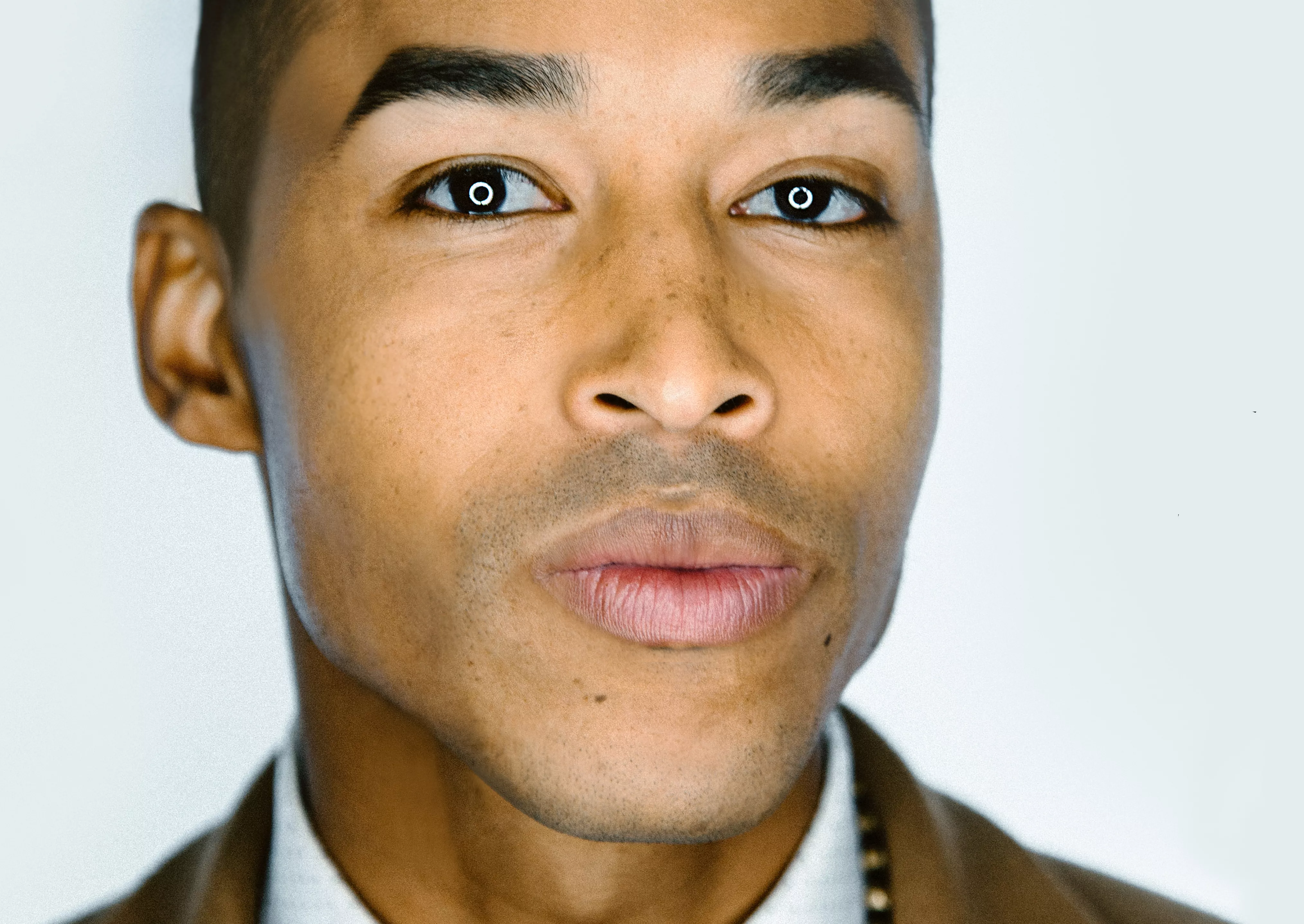 Den religiøse rapper Sir The Baptist giver dansk koncert