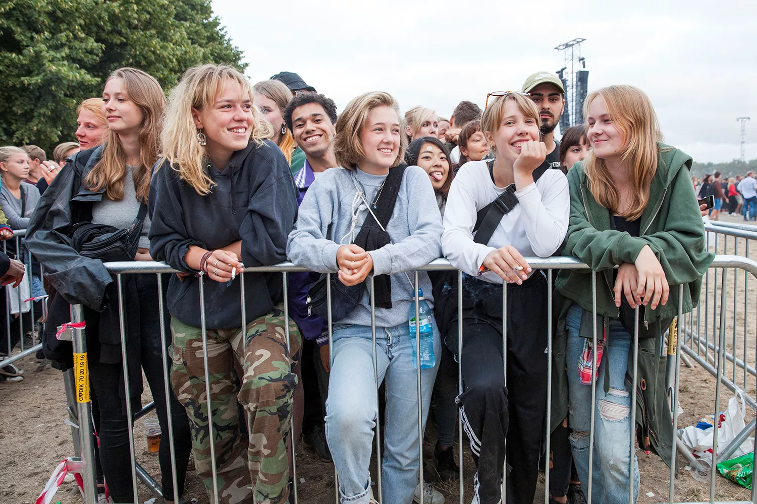 Fotoserie: Stadig højt humør på Roskilde