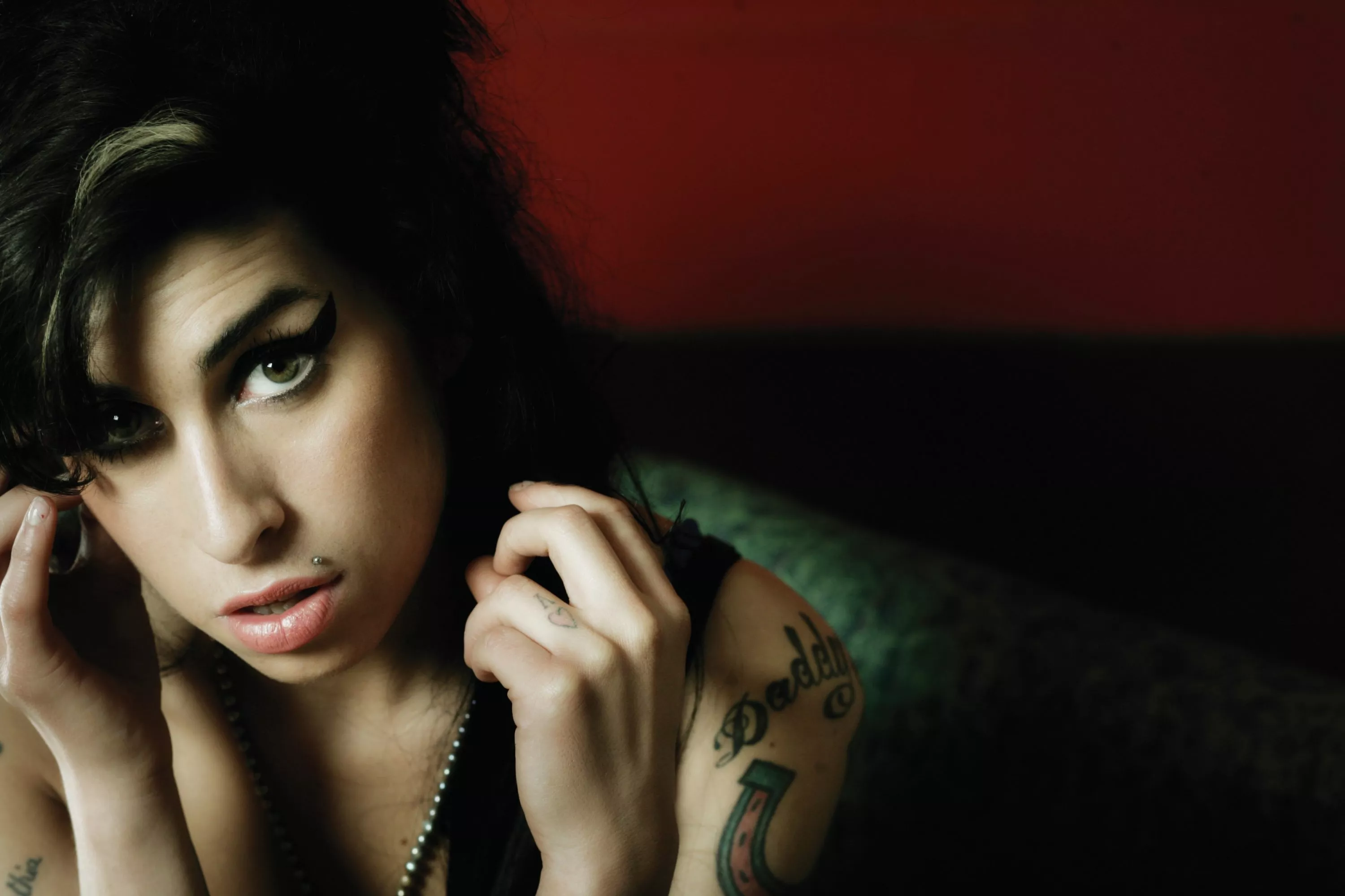 Amy Winehouse er blevet bisat