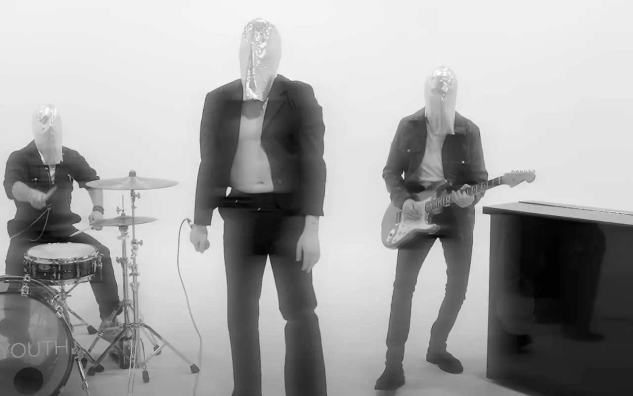 Wild Youth i videon till We Are One