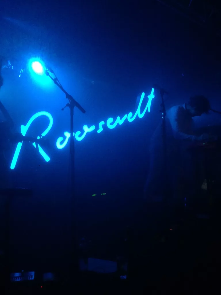 Dansvänlig disco i vemodets tecken