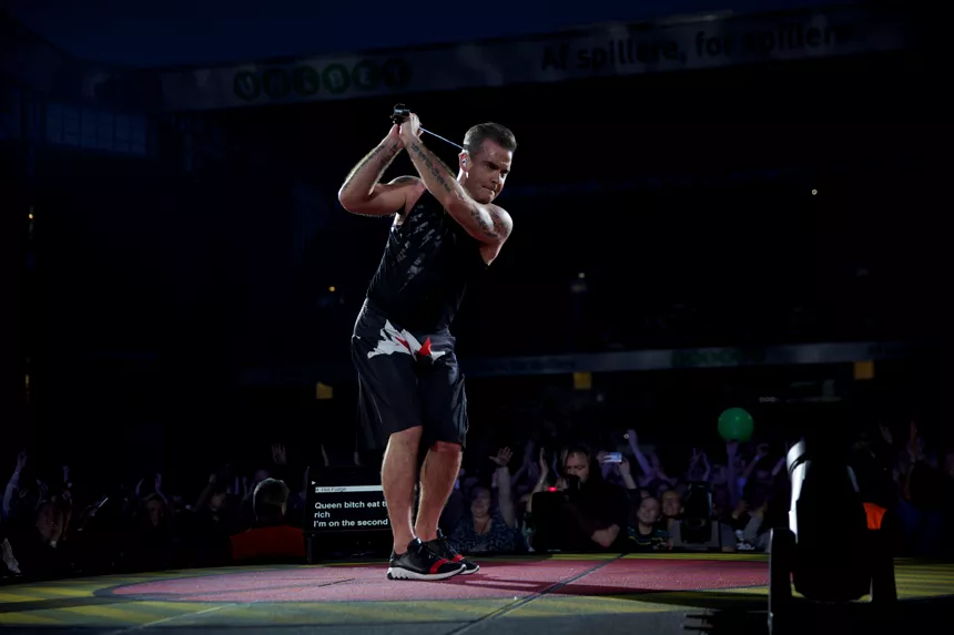 The Heavy Entertainment Show Tour 2017, Parken, København - Robbie Williams