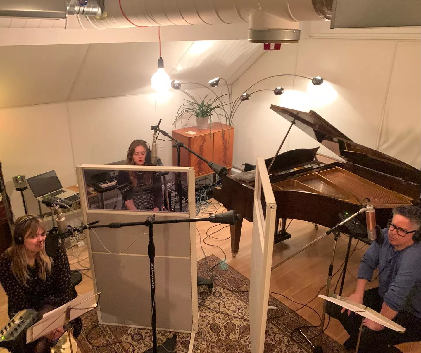 First Aid Kit i samarbete med indie-ikon