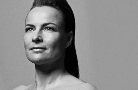 Søs Fenger: Nogle Gange er Man Så Heldig, At Man Ikke Når At Tænke Sig Om…