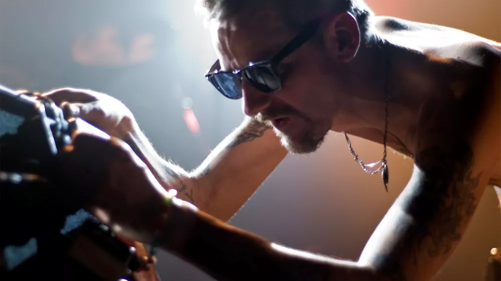 Kim And The Cinders og Southern Gothic Tales: Posten, Odense