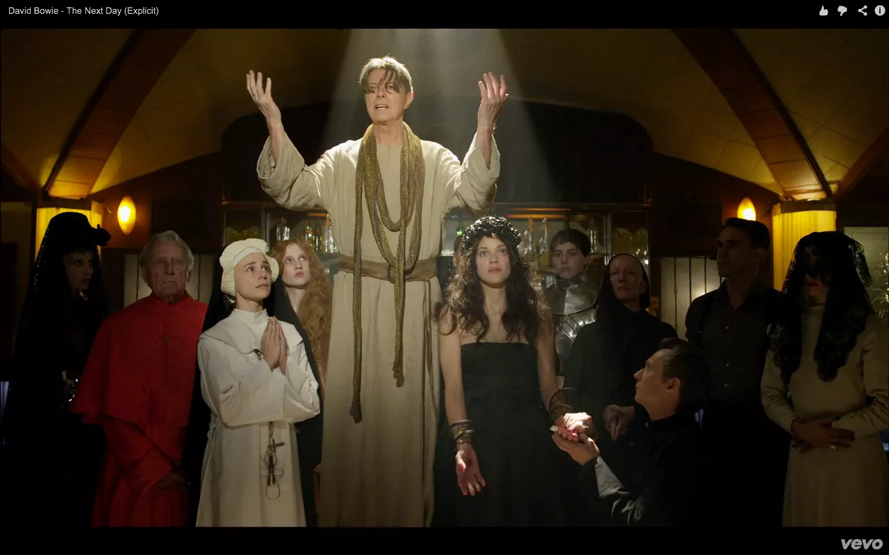 David Bowie genudgiver seneste album med bonusnumre