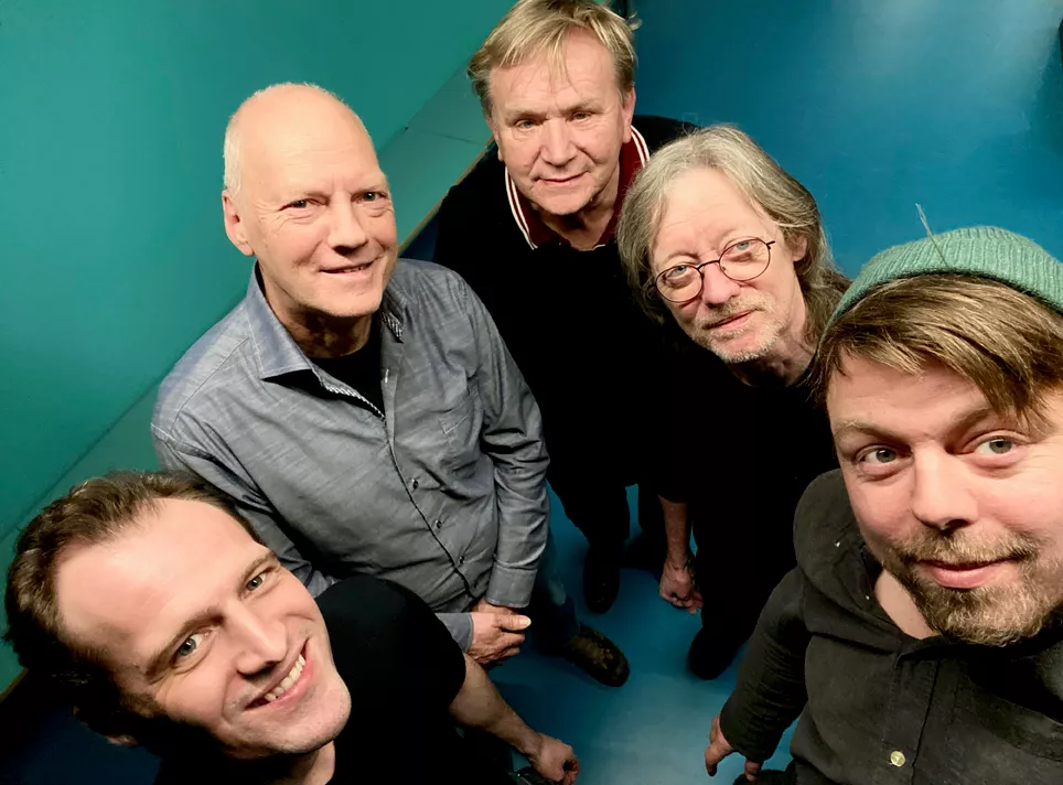 Danske progpionerer til Amager Bio - genforenet med original organist 