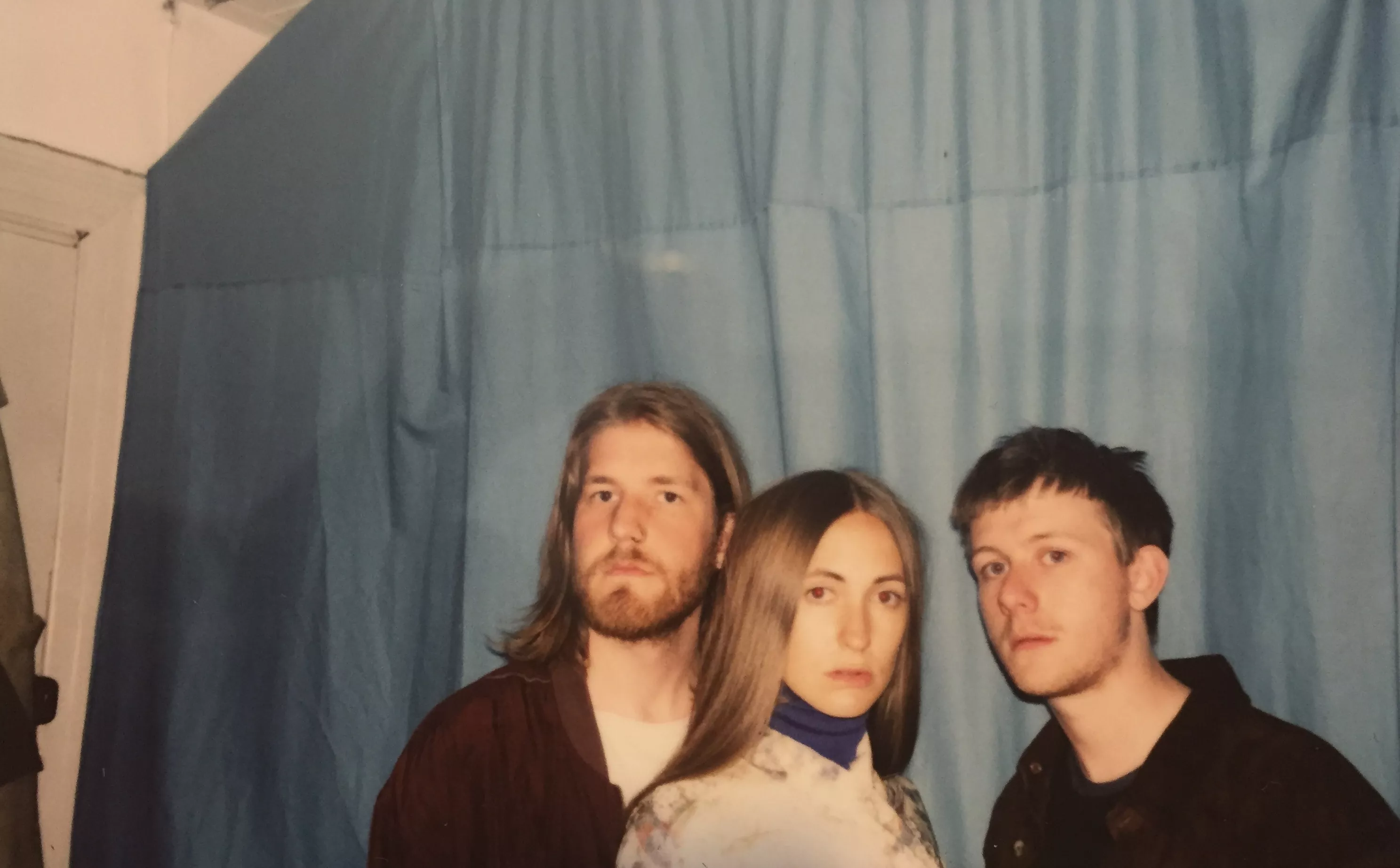 Anmelderroste Chinah tager på turné til efteråret