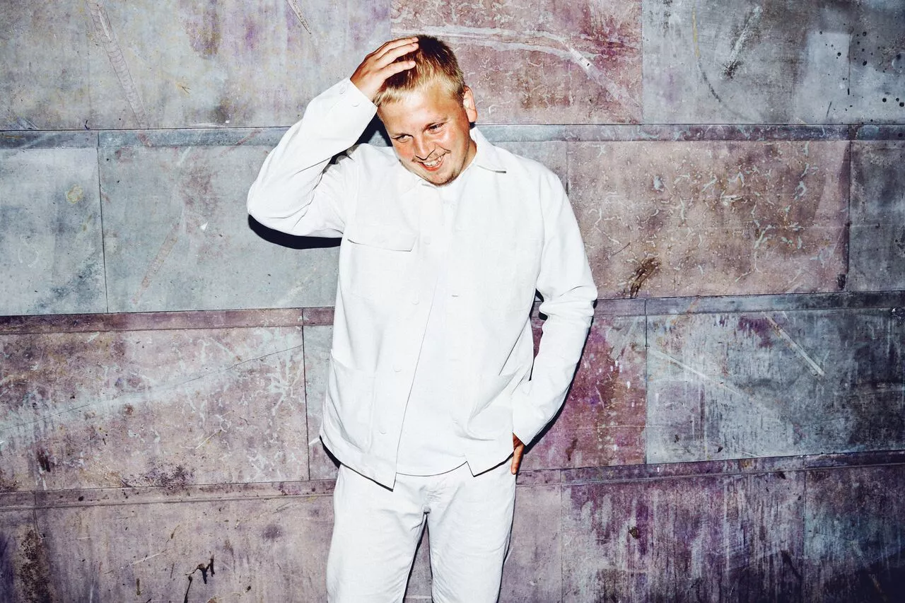 Julekalender låge 22: Hør årets bedste sang ifølge Thøger Dixgaard