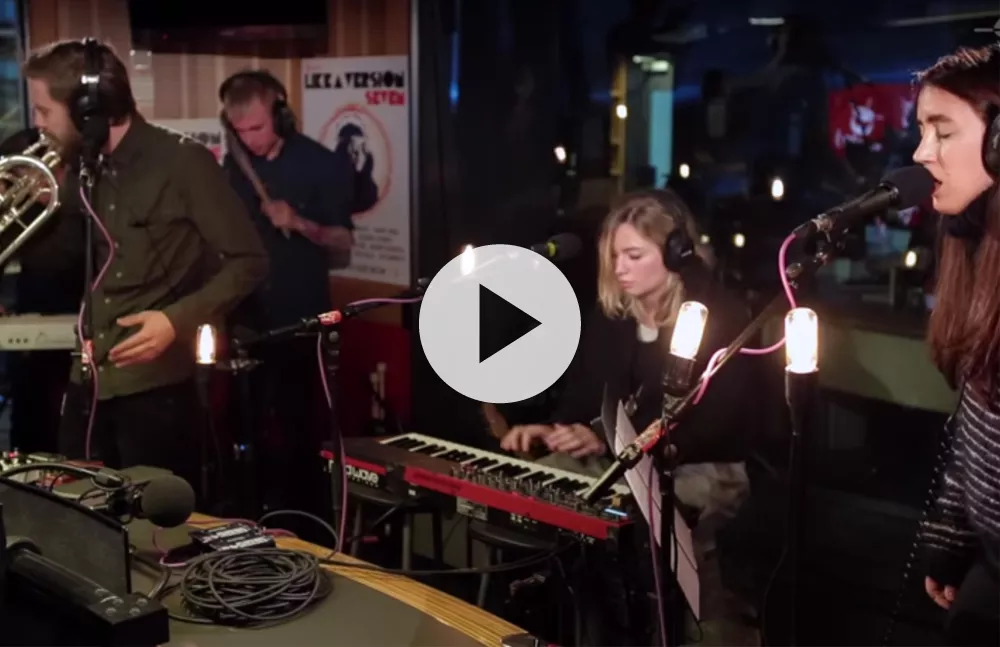 Highasakite covrer Bon Iver - se video