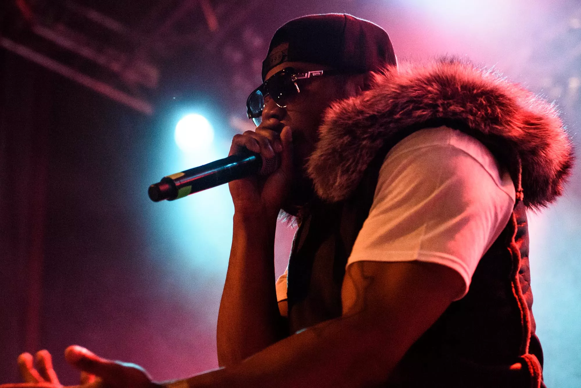 Fans hjælper Nelly af med enorm gæld 