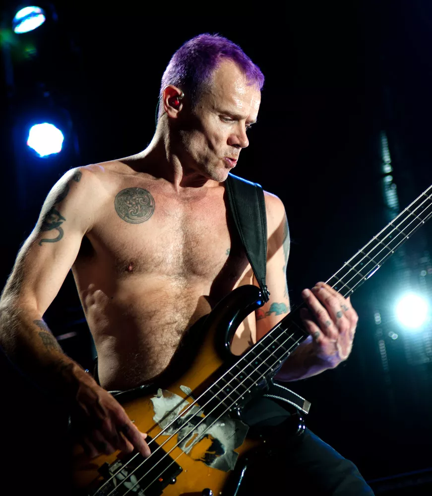 Flea udgiver ep med Patti Smith