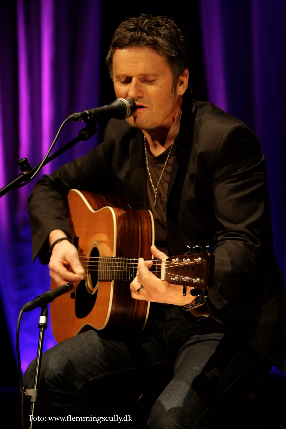 Poul Krebs tager vennerne med til Festugen