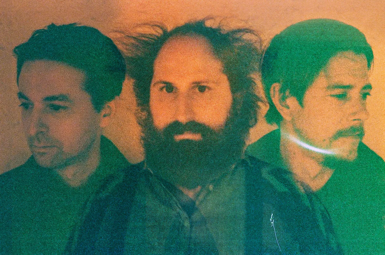 Super-indie-gruppes kosmiske americana føles universel