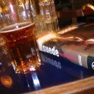 Gravøl ved Suede-arrangement