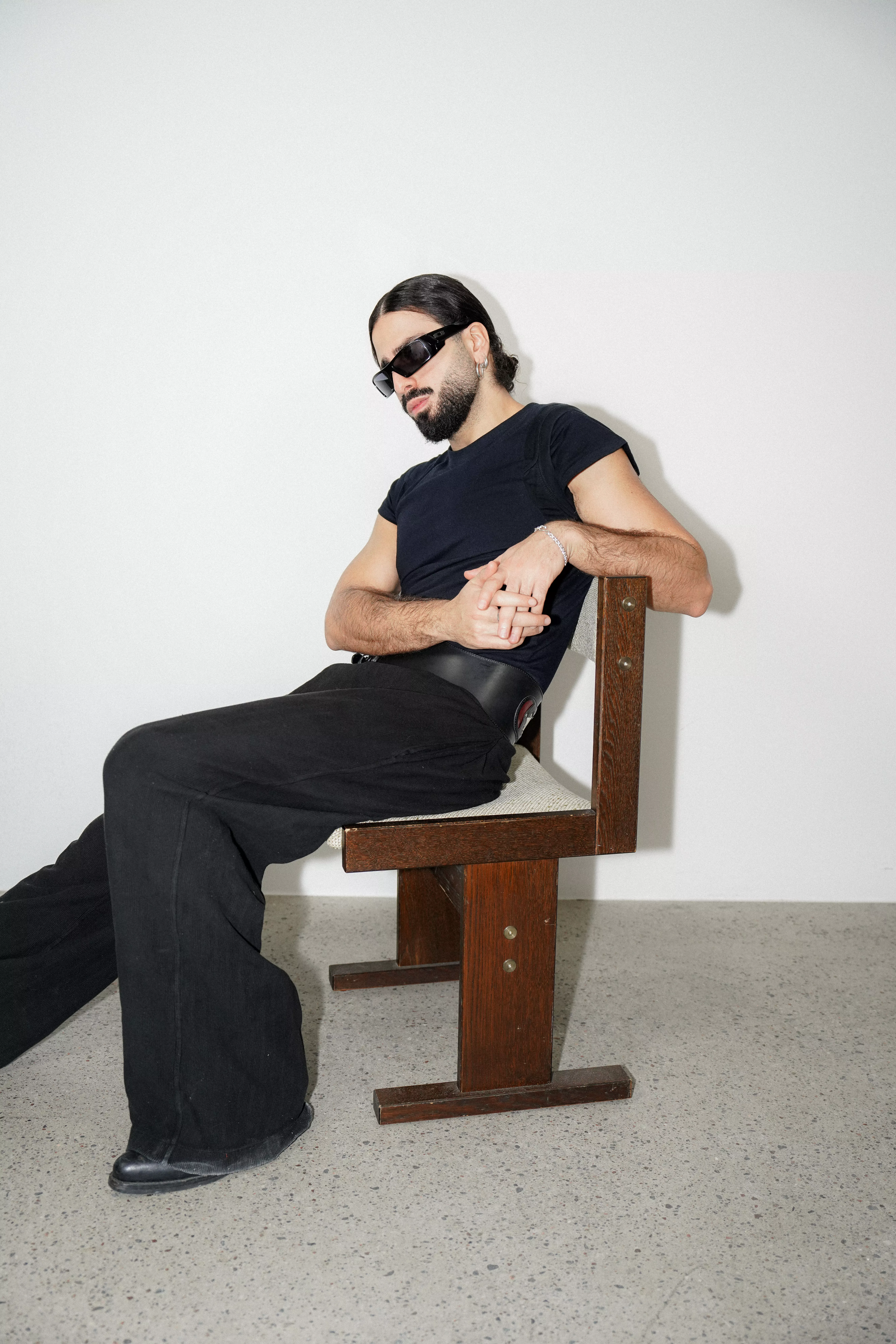 Bavé är aktuell med den nya singeln “Crayons”.