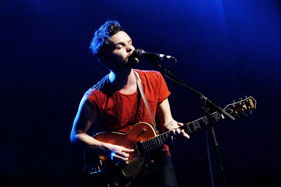 The Tallest Man On Earth värvar Bon Iver