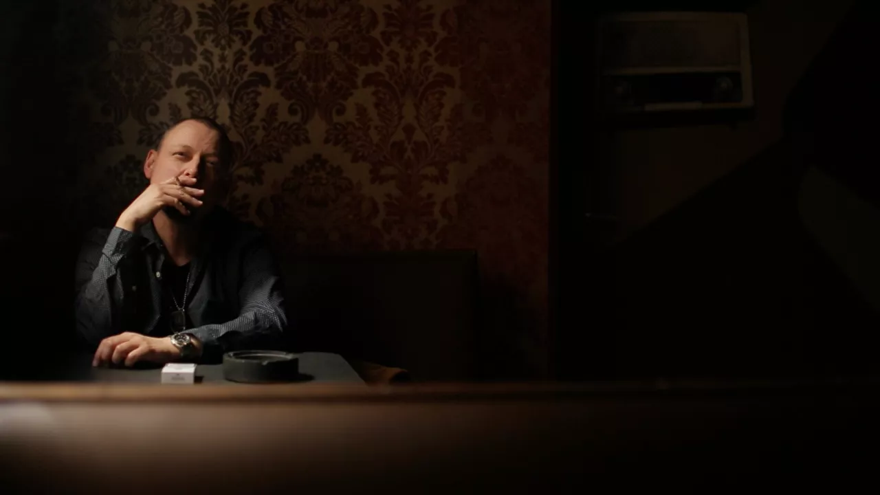 — Egentlig er jeg en hore, jeg også