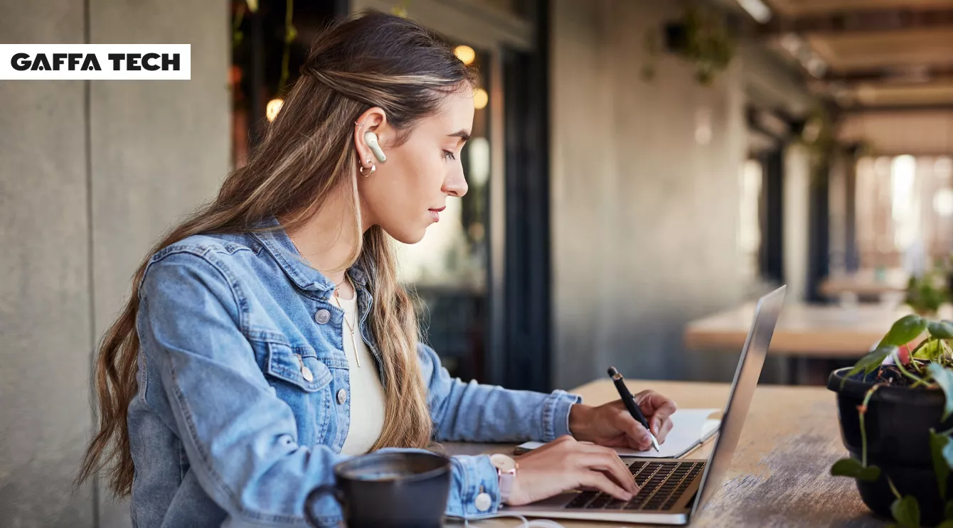 Creative forbedrer støjreduktionen i nyt in-ear-headset