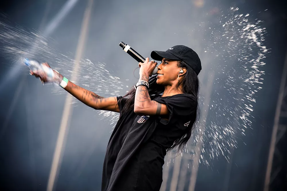 Angel Haze till Sverige